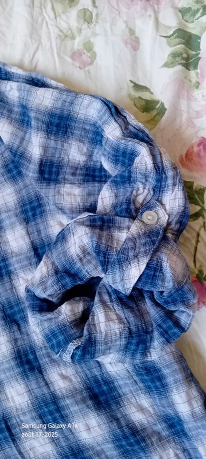 Chemise manches 3/4 ajustables à carreaux col V et boutons bleu femme 48/50 m&s mode - photo numéro 10