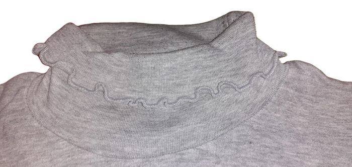 Sous pull coton à col roulé. Taille 2. Dimension. - photo numéro 2