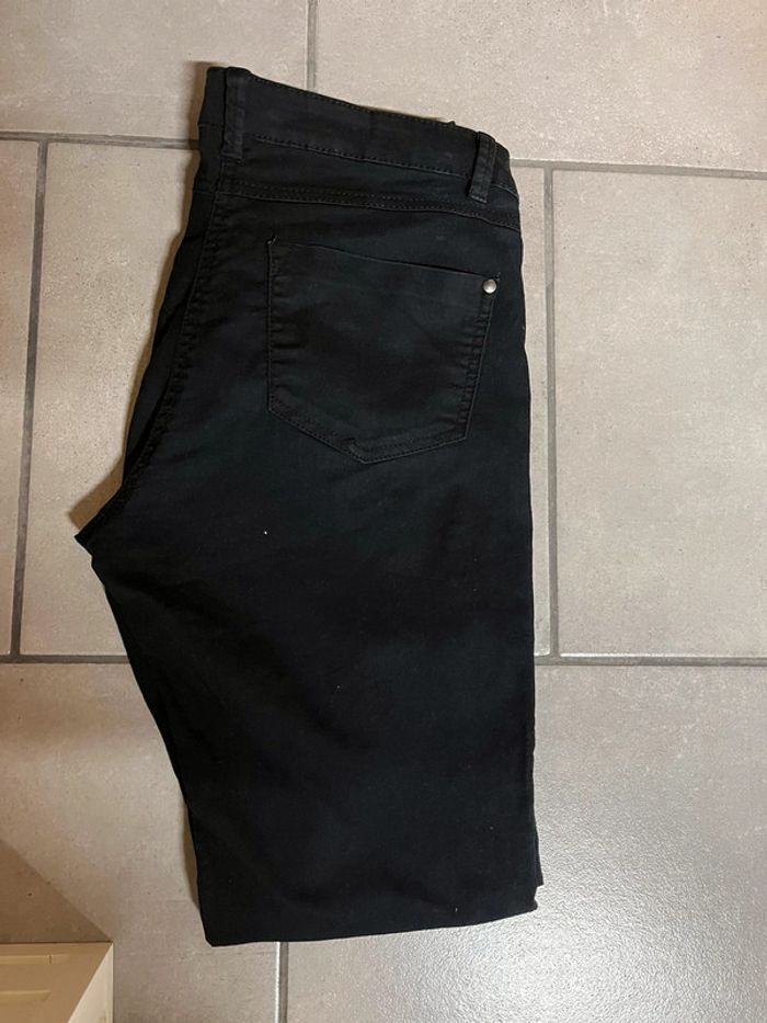 Pantalon noir - photo numéro 2