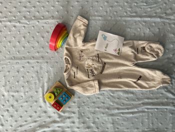 pyjama grenouillère en polaire beige gris broderie devant 6 mois tim pouce