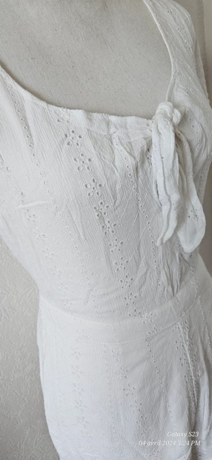 Combishort broderie anglaise taille 36 - photo numéro 2