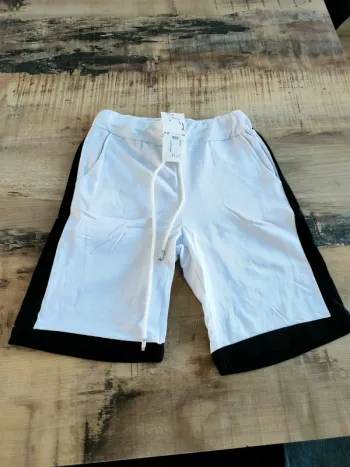 Short en coton blanc et noir uni homme S
