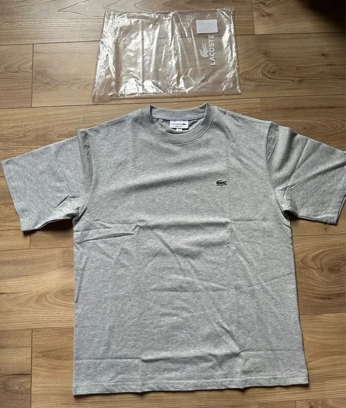 T-shirt Lacoste Gris - photo numéro 2