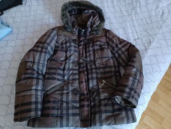 Doudoune femme taille M Burton of London