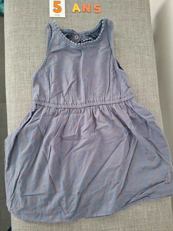 jolie robe dos croisé 5 ans