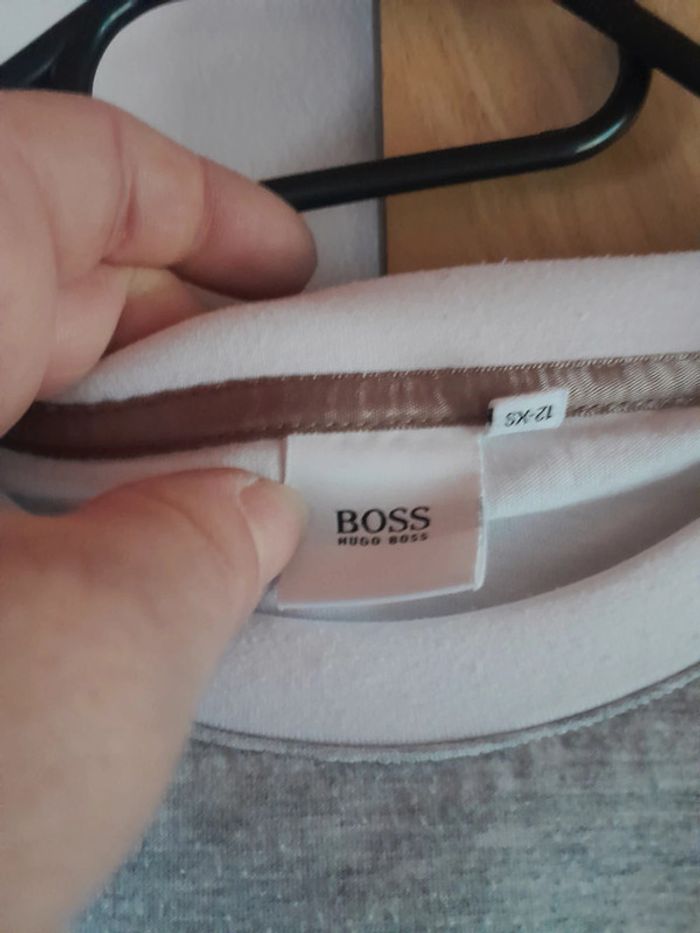 Robe hugo boss 12 ans fille 👧 - photo numéro 2