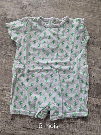 Lot vêtements 6mois 