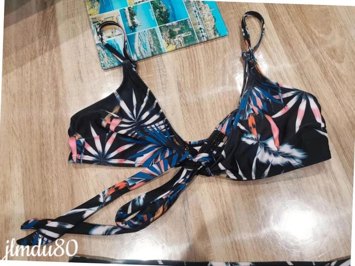 Maillot de bain 2 pièces - photo numéro 3