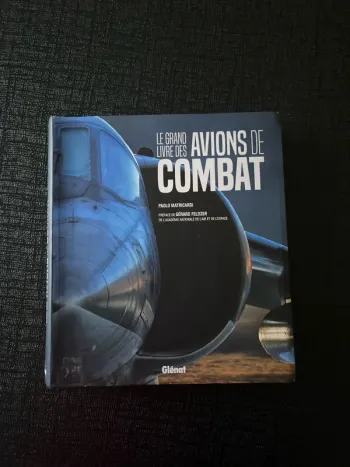 Le grand livre des avions de combat
