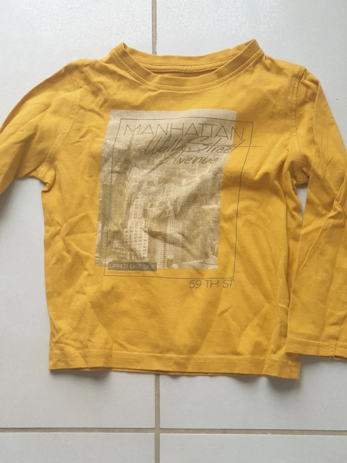 2 t-shirt manche longue 4 ans - photo numéro 2