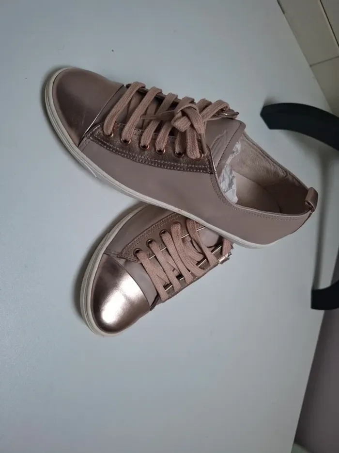 Bascket taille 38