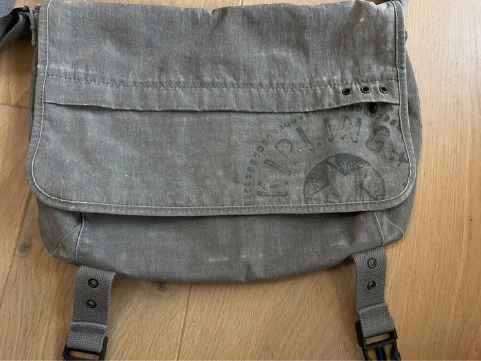 Sacoche grise Trivor - Kipling - photo numéro 3