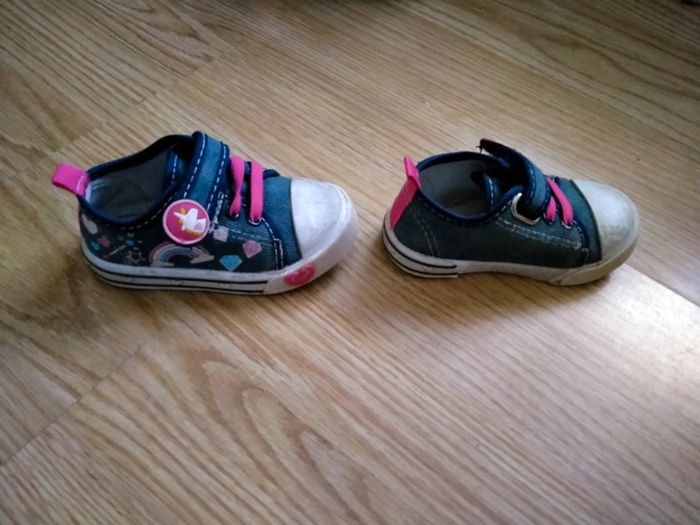 basket en jean. Freemouss
pointure 20 - photo numéro 4