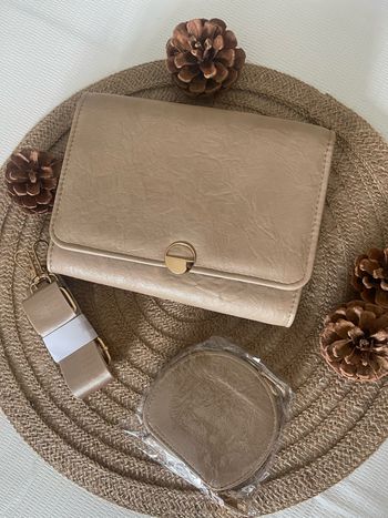 Sac pochette avec bandoulière