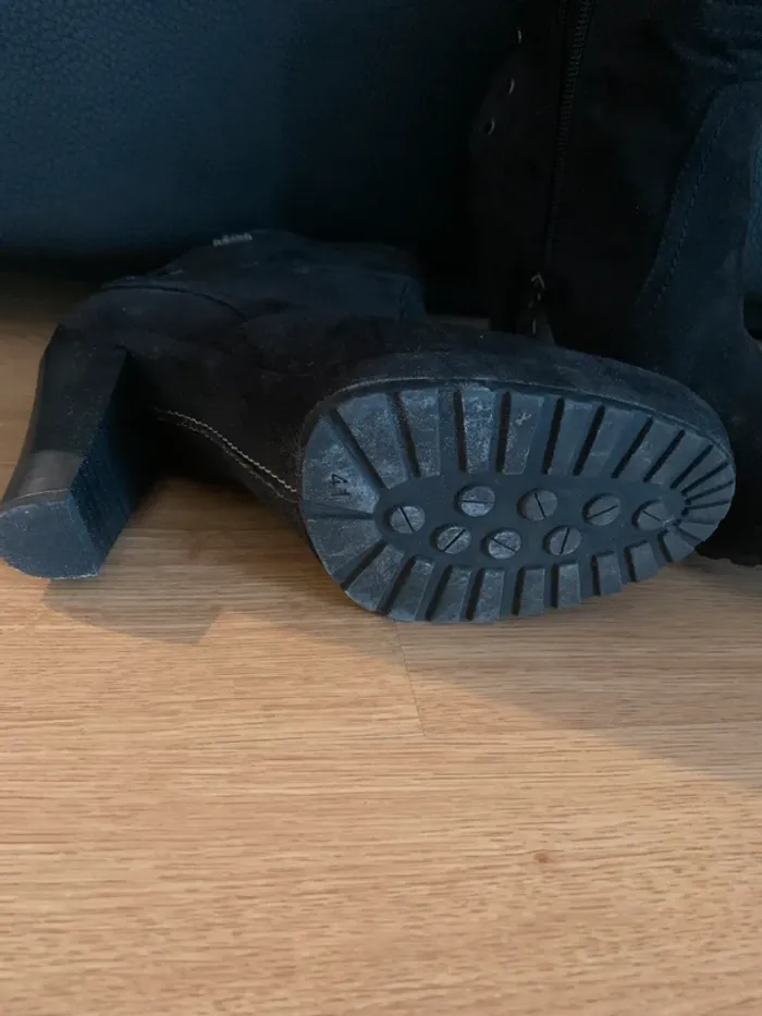 Bottines noires - photo numéro 6