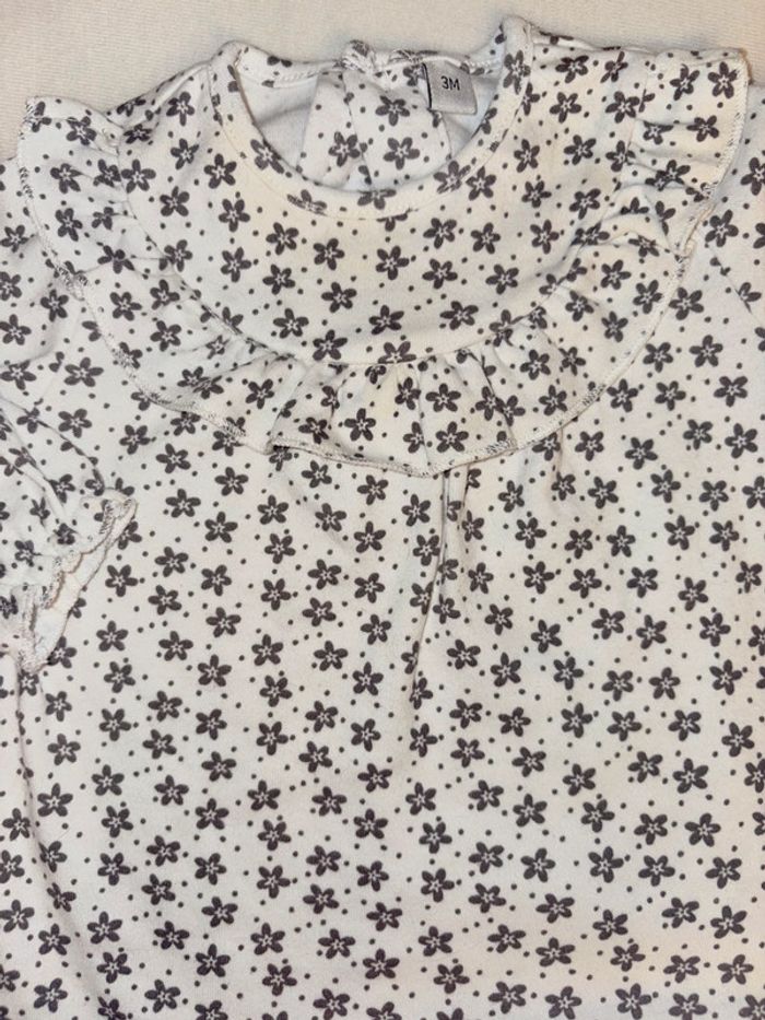 Robe fleur gris - photo numéro 3