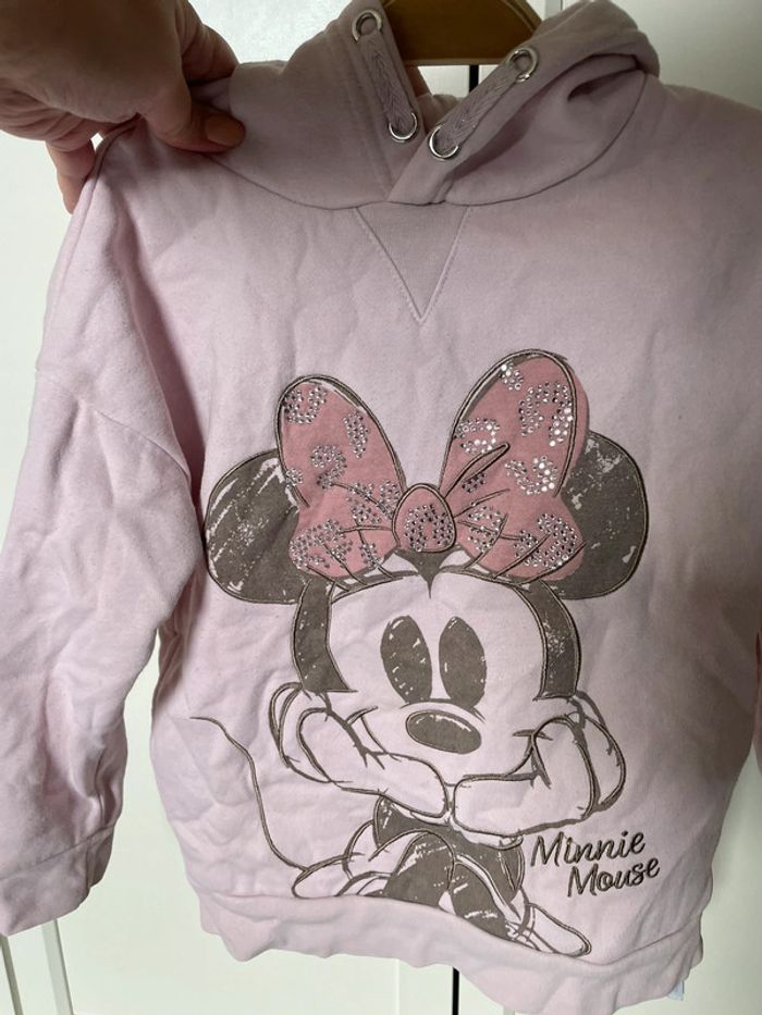 Pull Minnie disney 5/6 ans