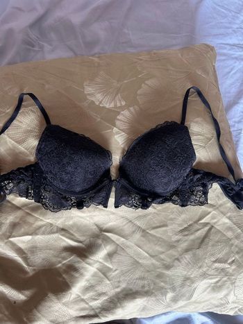 Magnifique soutien gorge noir 