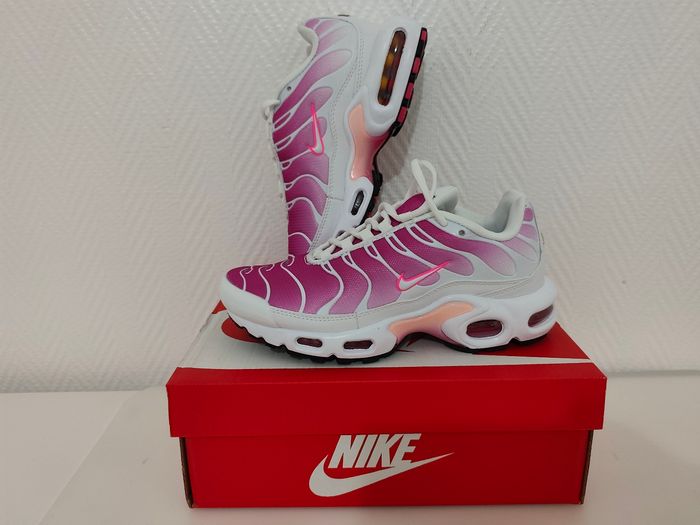 Nike air Max plus taille 38 - photo numéro 2