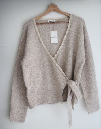 Gilet taupe cache cœur