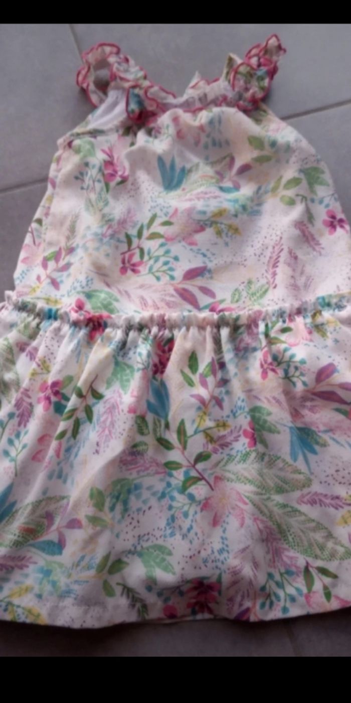 🌺 Belle Robe d'été bébé fille 18 /24 mois - photo numéro 2