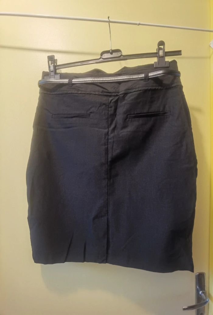Jupe crayon noir avec ceinture - photo numéro 7