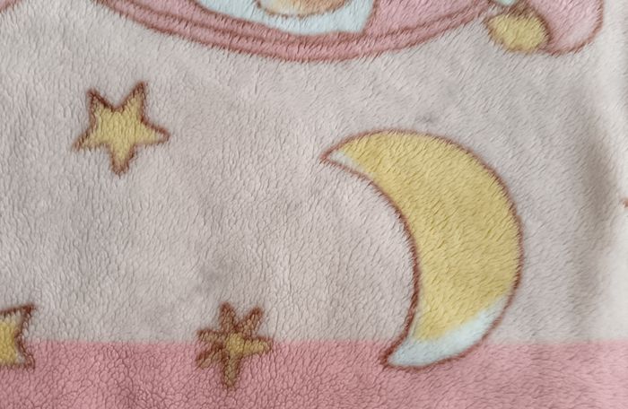 Couverture bébé 80x110 en très bon état - photo numéro 4