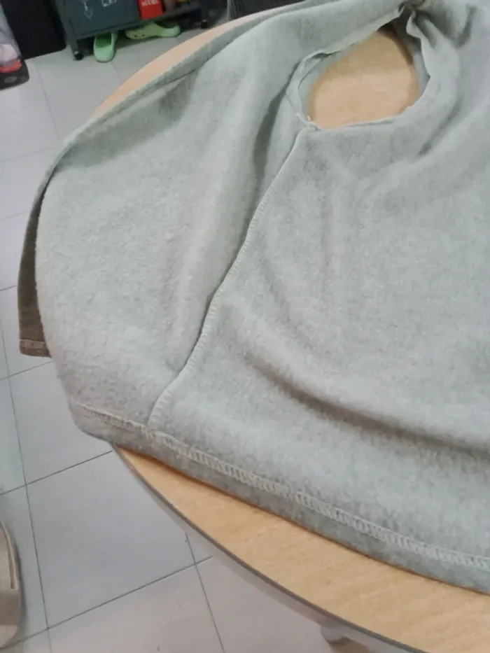 Veste sans manche grise - photo numéro 7