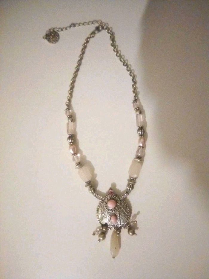Collier