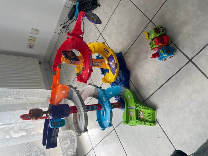 Vends circuit tut tut bolid et voitures - photo numéro 6
