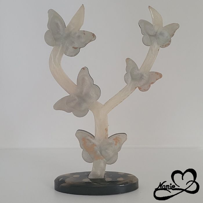 Support de Bijoux en résine Branche de Papillon Blanche, Noire et Dorée - photo numéro 5