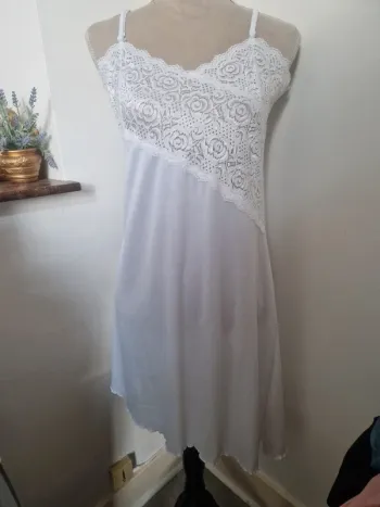 Nuisette dentelle blanche