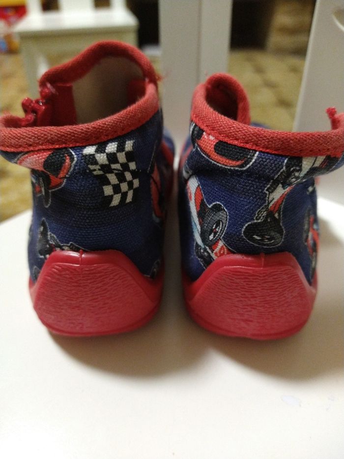Chaussons Bellamy pointure 24 en bon état - photo numéro 3