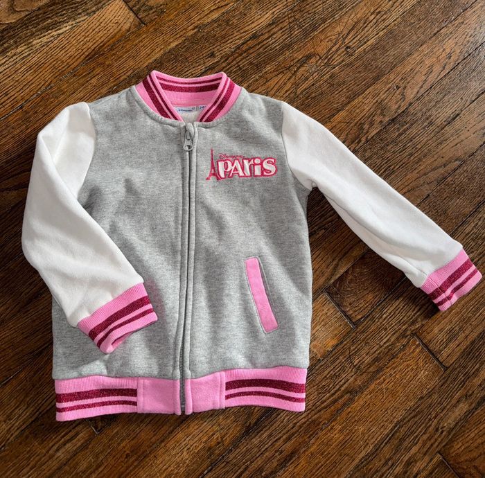 Gilet ou blouson Disneyland Paris 24 mois Acheté au parc