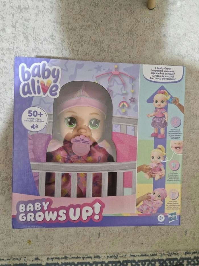 Poupée baby alive neuve