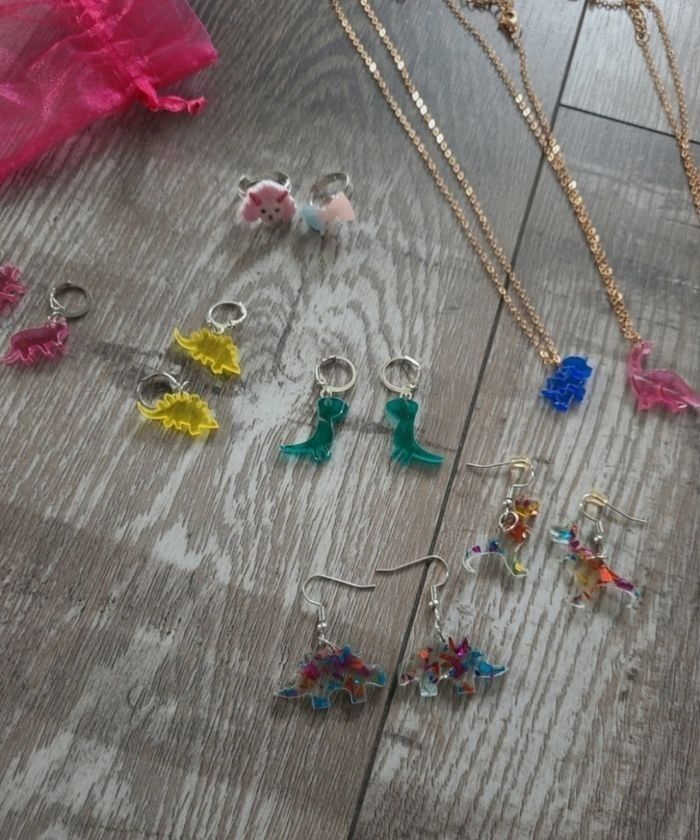 Bijoux dinosaures - photo numéro 6