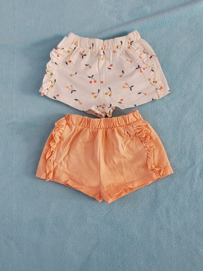 Lot 2 shorts 6 mois