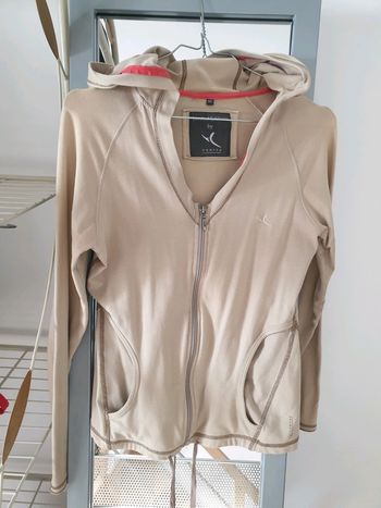 Veste à capuche