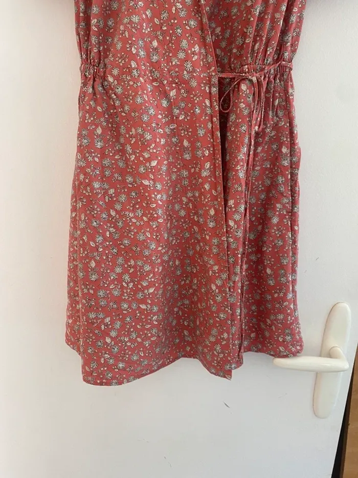 Robe cache coeur comptoir des cotonniers fleurie en 36 - photo numéro 5
