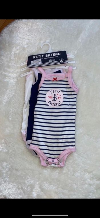 Bodys petit bateau neufs