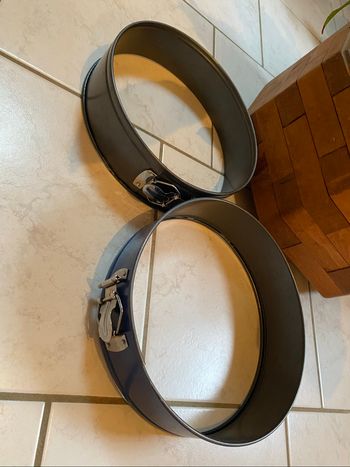 Lot de 2 moules rond à charnière