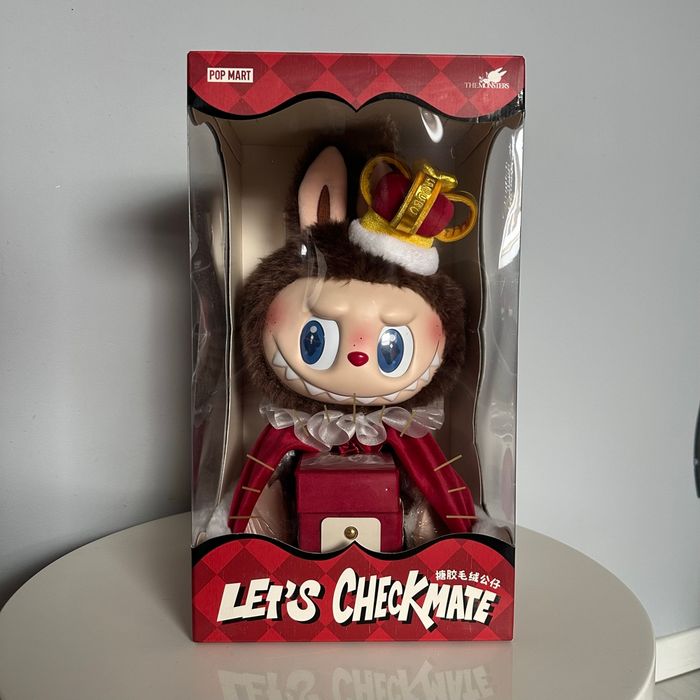 Pop Mart Labubu The Monsters Let's Checkmate KING Series Vinyl Plush Doll New