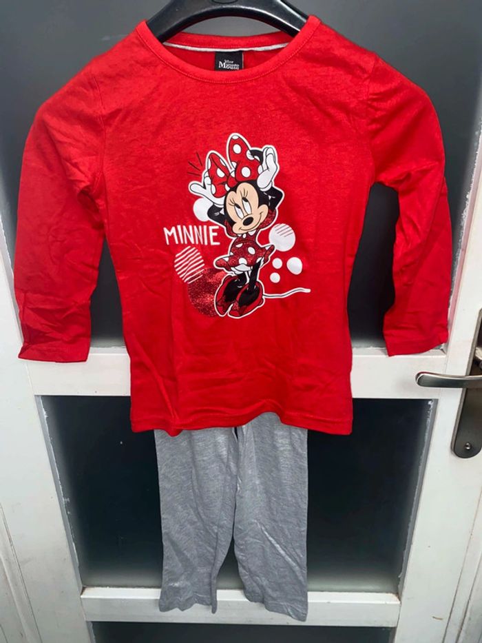 Pyjama 6/7 ans Minnie