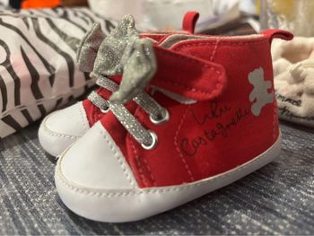 Lot Chaussons / chaussures bébé fille