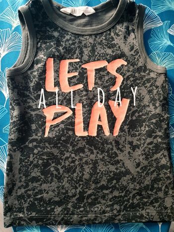 Debardeur gris. Fille 3 ans. Marque H&M