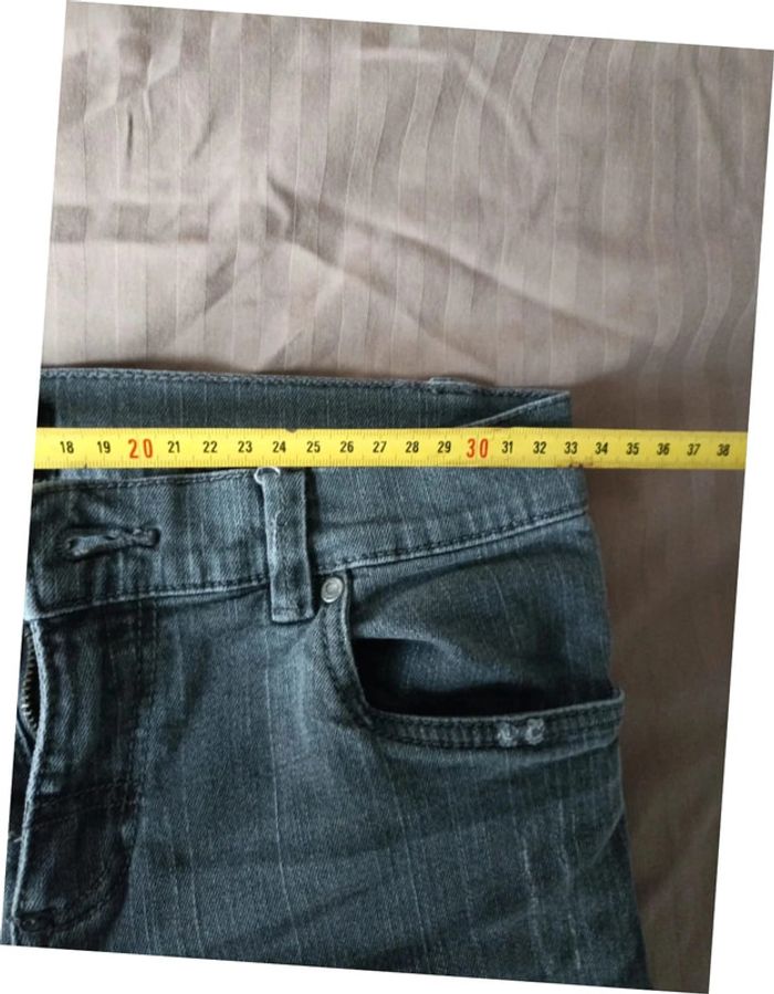 Superbe jean gris. - photo numéro 5