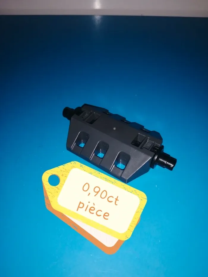 Thème* pièce détachée / voiture - photo numéro 7