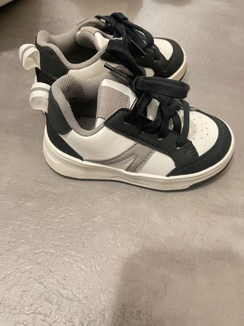 Basket garçon taille 23