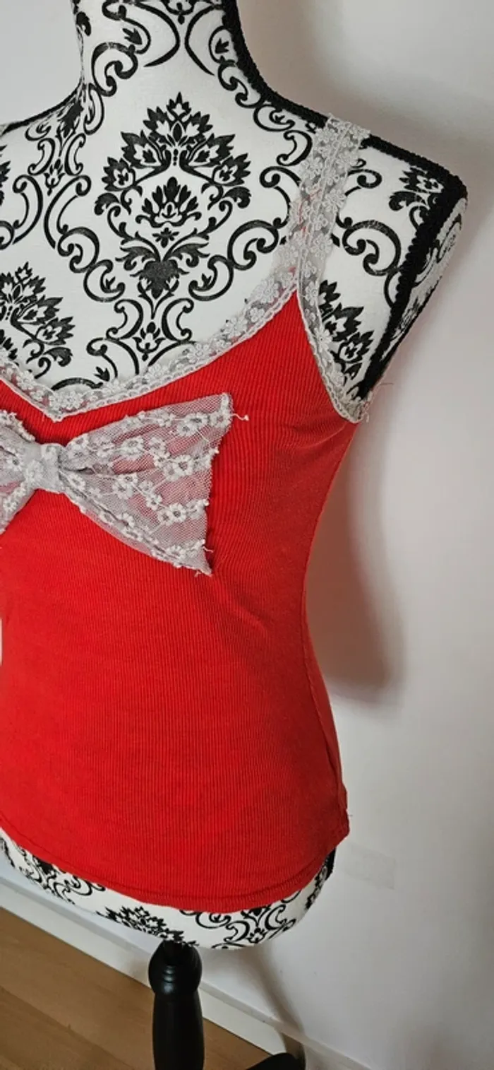 Débardeur avec nœud dentelle - photo numéro 2