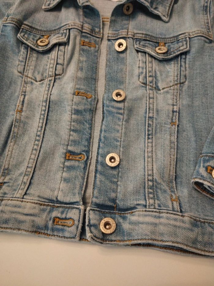Veste en jean Zara fille 6 ans - photo numéro 3